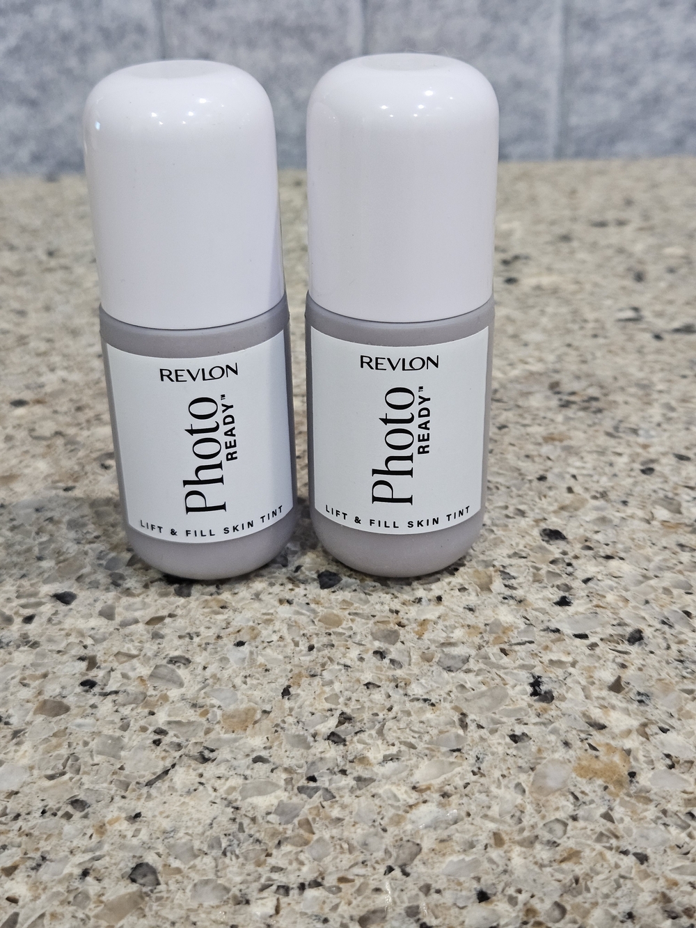 Revlon PhotoReady Lift Fill Skin Tint Foundation with Sheer Buildable Co #170